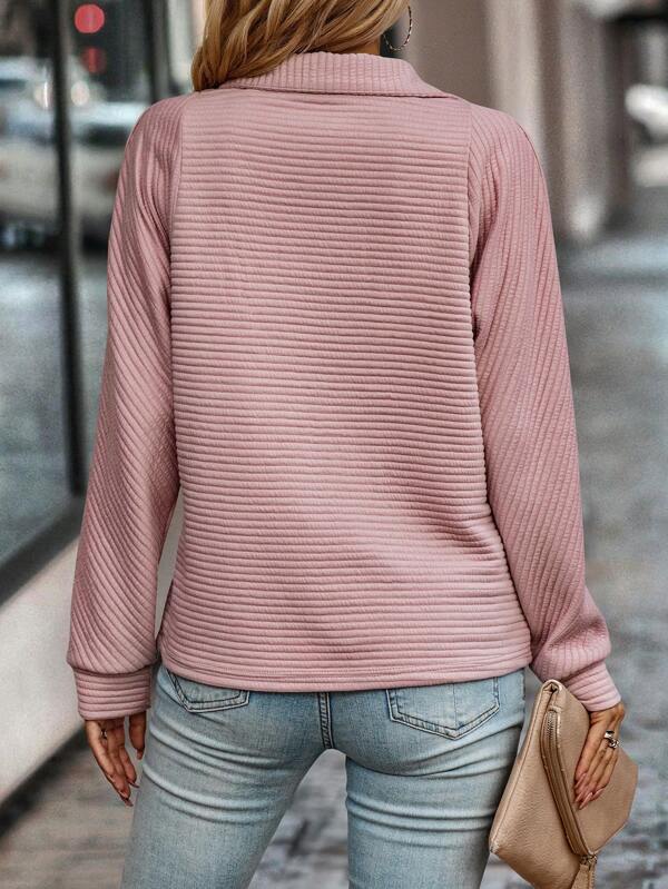 Elise | Elegancki sweter z dekoltem w szpic