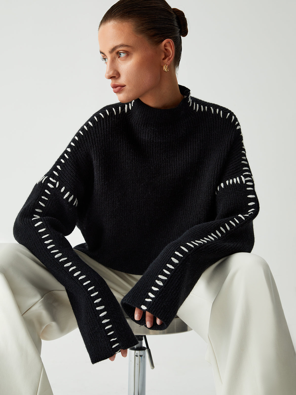 Alma | Oversizowy sweter Dolcevita z pikowanymi detalami