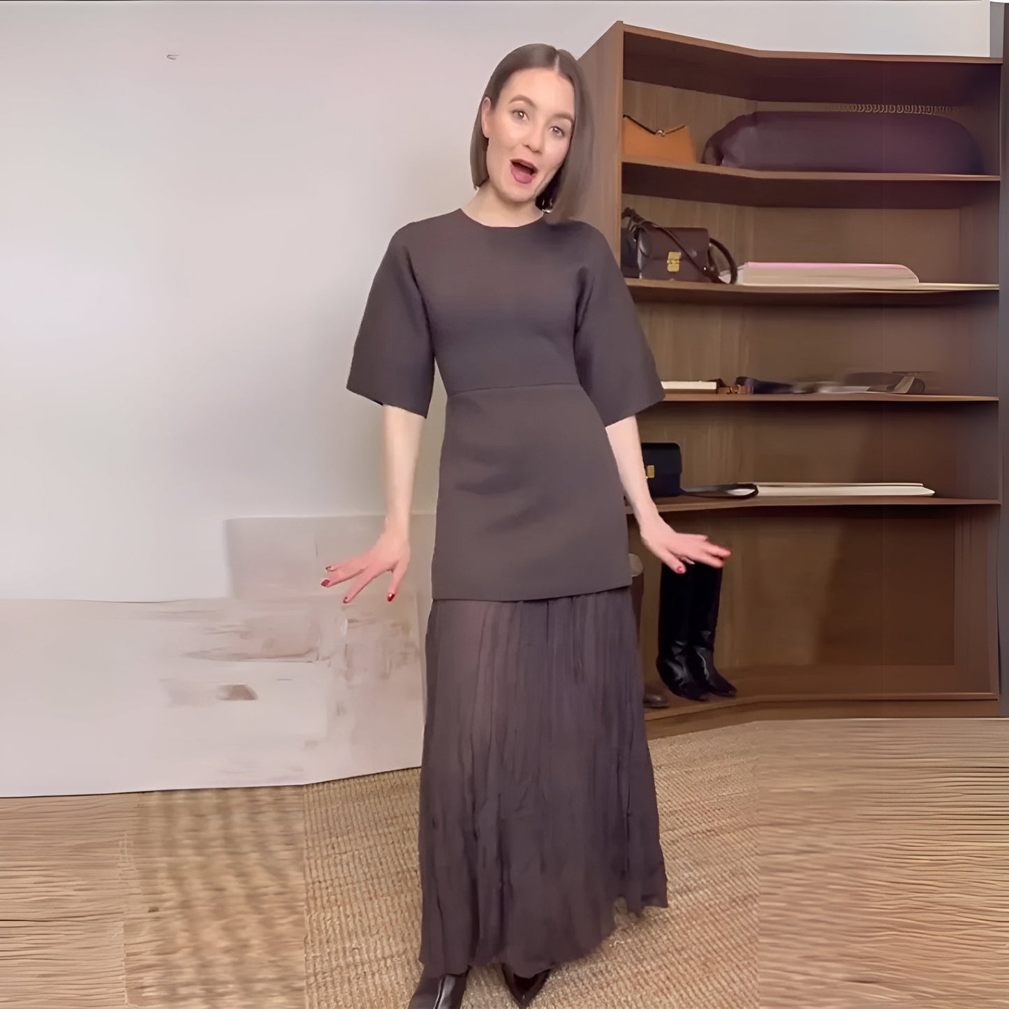 Astella - Elegancka długa sukienka patchworkowa