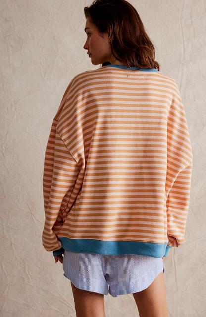 Mana | Plus Size sweter w paski