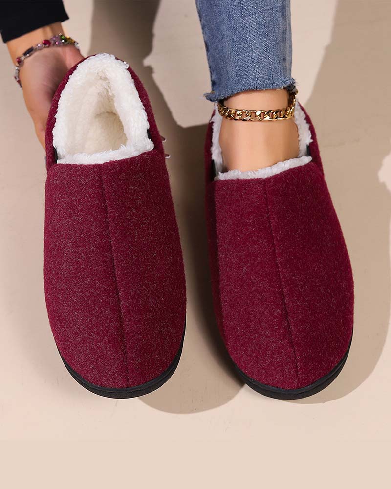 Płaskie buty z jednolitego pluszu